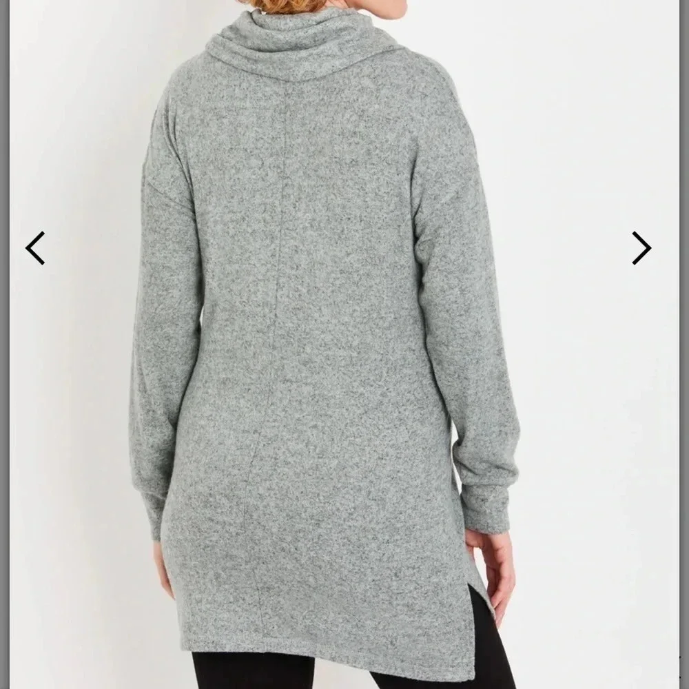 Hacci Cowl Neck Maternity Sweatshirt - Picture 2 of 10